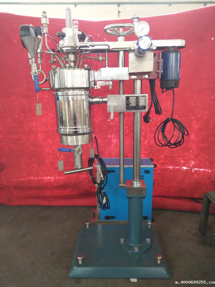 SYBFD系列-1L双层石英玻璃釜-带背压阀侧面照片